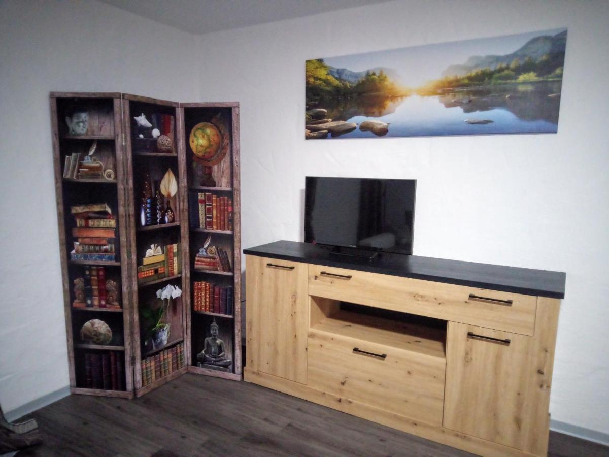 Moderne Ferienwohnung bis 4 Personen Ronneburg  Exterior foto