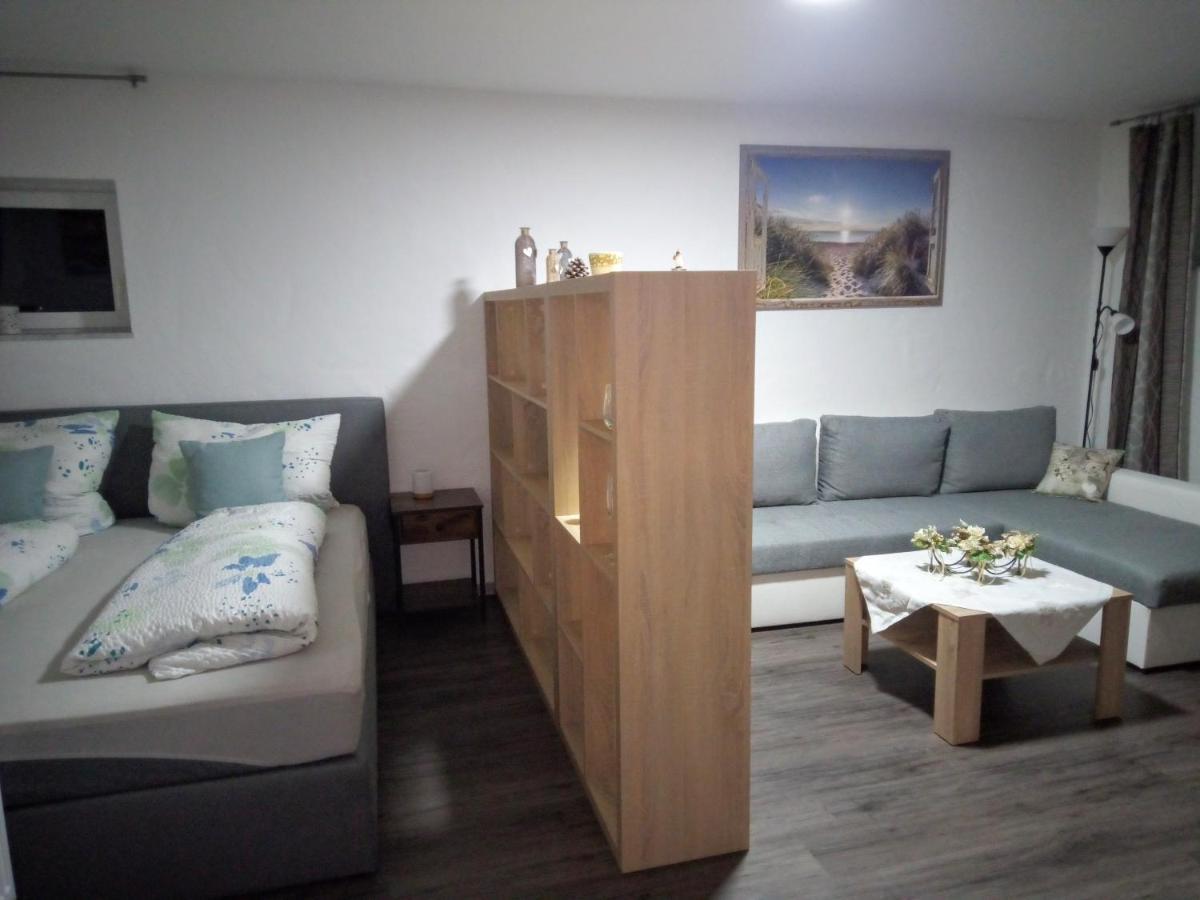 Moderne Ferienwohnung bis 4 Personen Ronneburg  Exterior foto